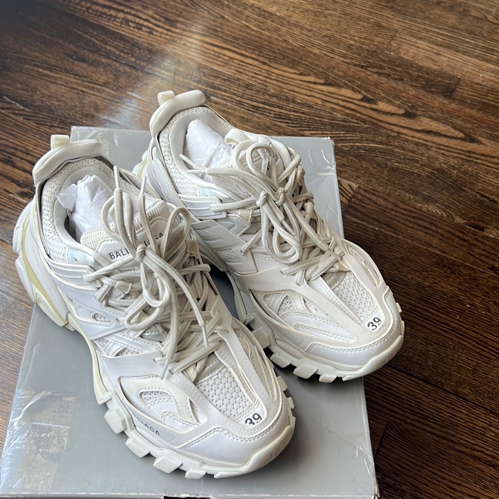 White  39 Balenciaga Track Sneaker